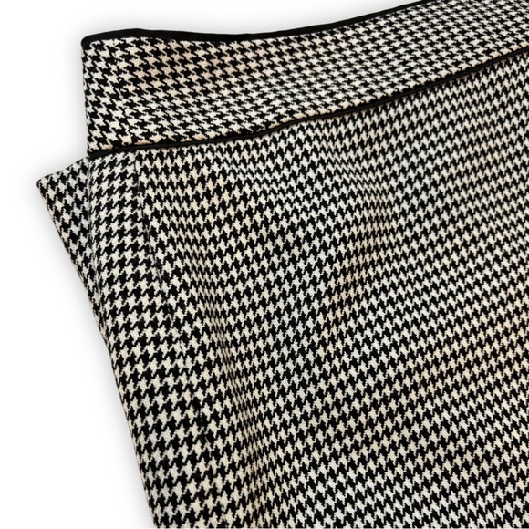 Banana Republic Houndstooth Pencil Skirt Size 8 Lined Back Slit - Picture 7 of 13